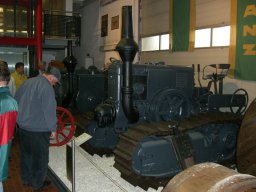 Fahrt Schachthof und Treckermuseum 78